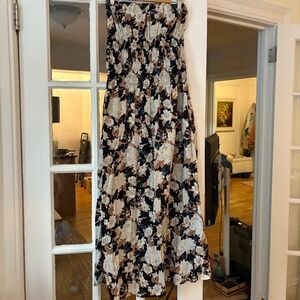 Floral strapless dress